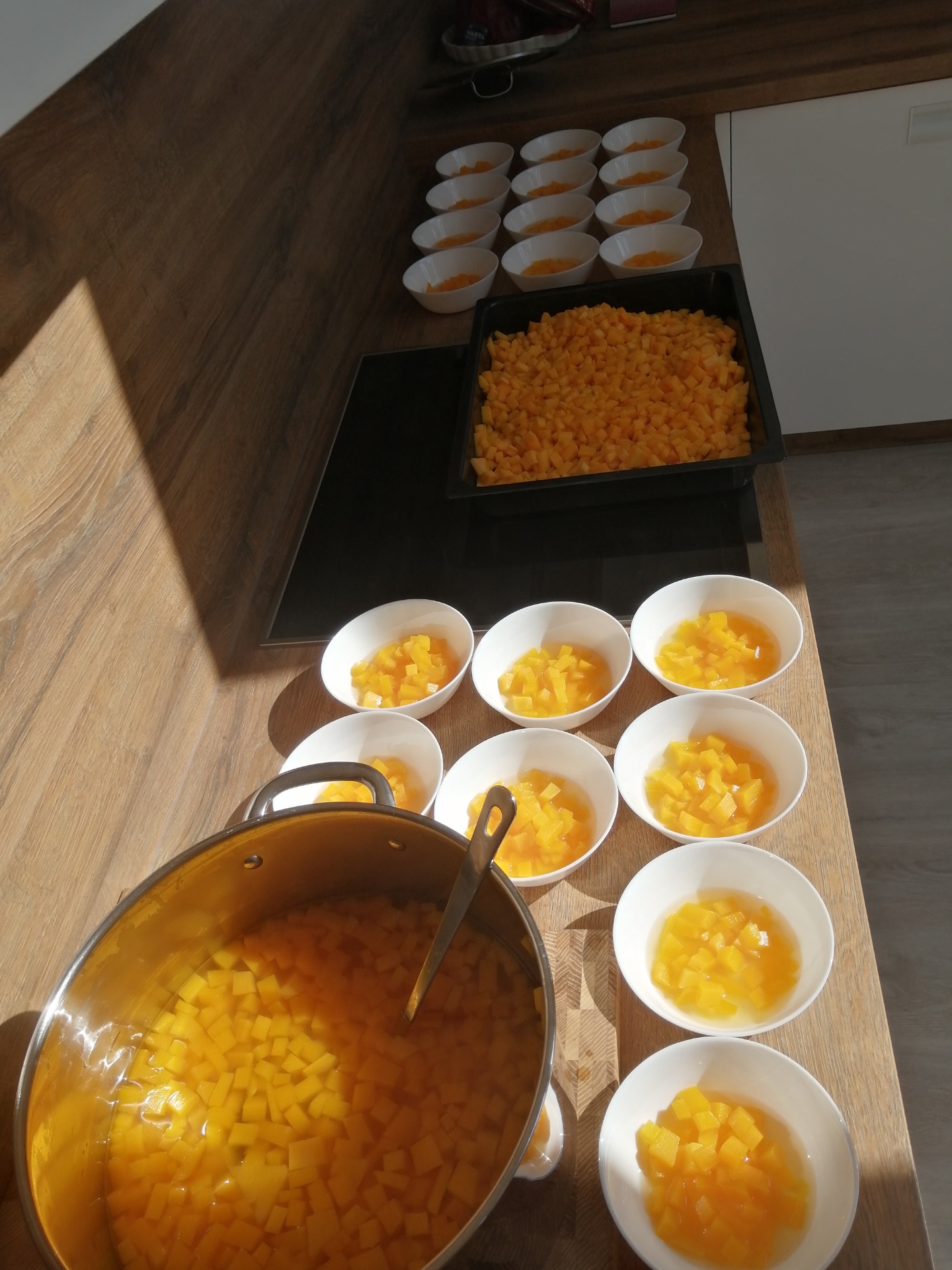 Děkujeme p. Markové za dýni, kterou nám věnovala